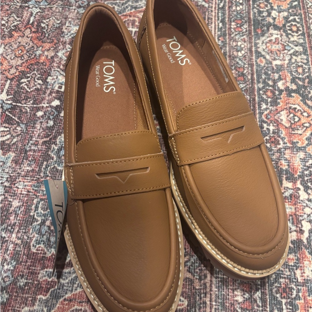 TOMS women's Tan Slip-On Loafers